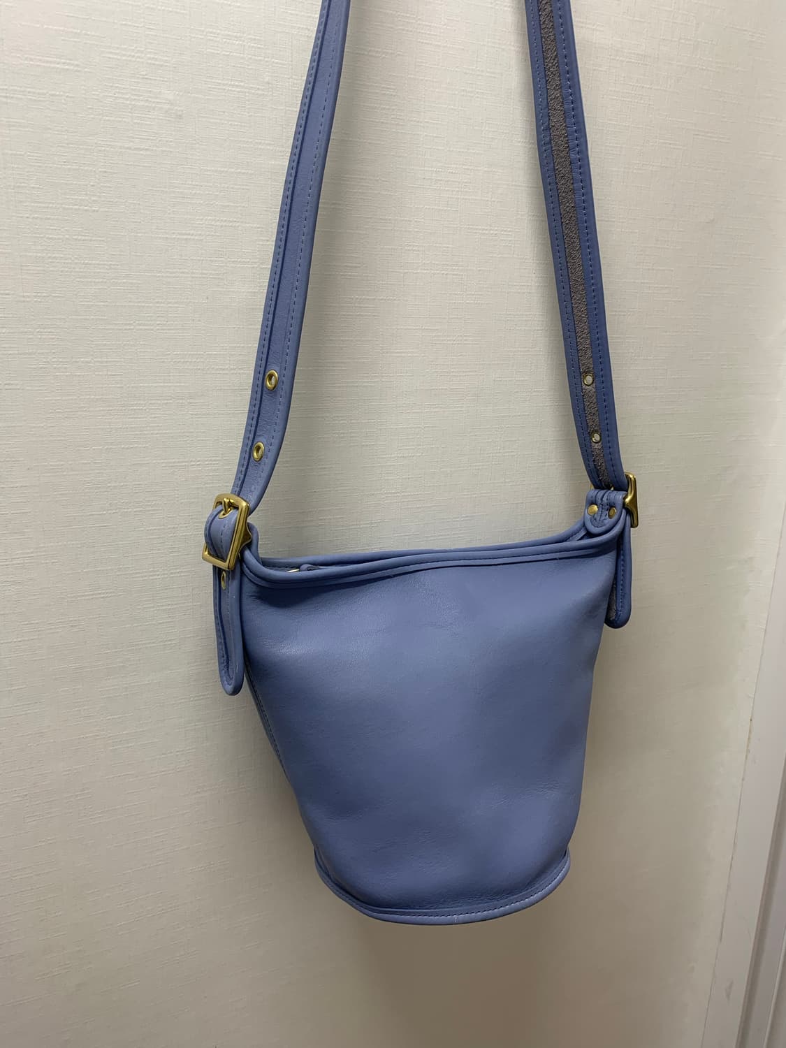 올드코치 9019 트윙클 블루 풀그레인 레더 더플백 상품이미지1