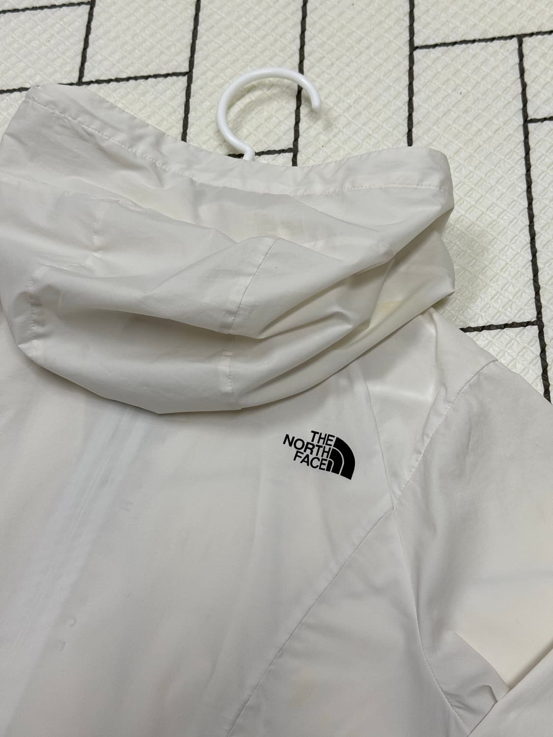 여성 90 M / 노스페이스 경량 바람막이  상품이미지6