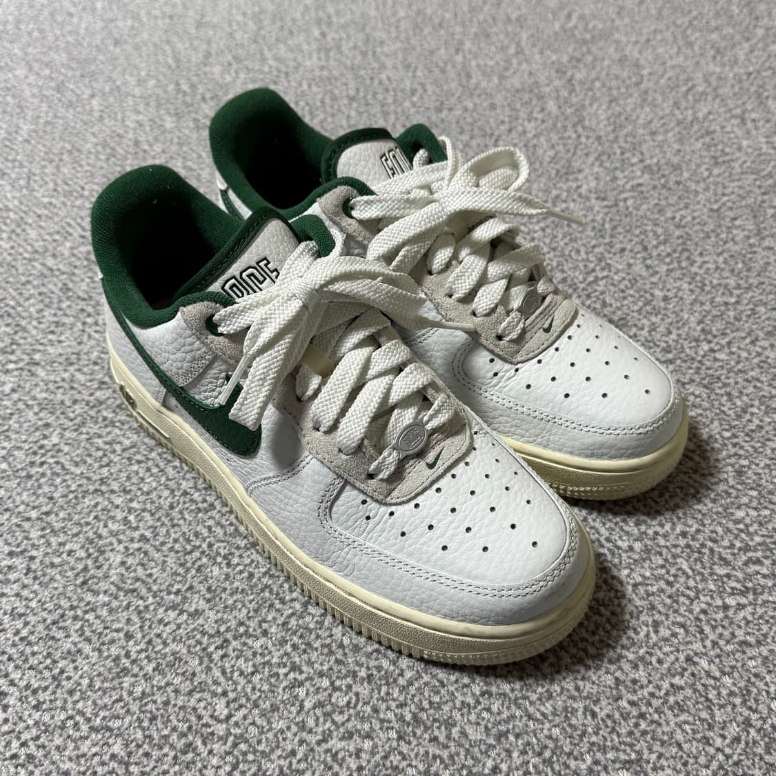 [정가 15만원] 나이키 에어포스 그린 235 상품이미지4