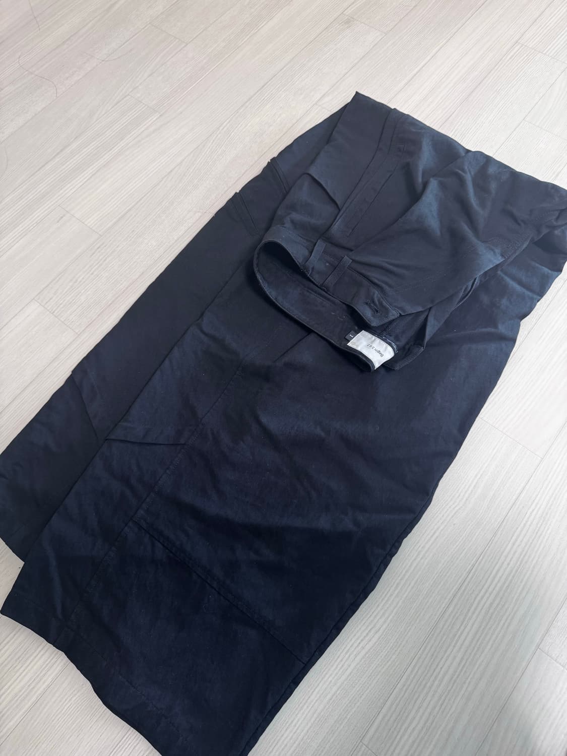 비긴202 나이코마 투턱팬츠 블랙 상품이미지1