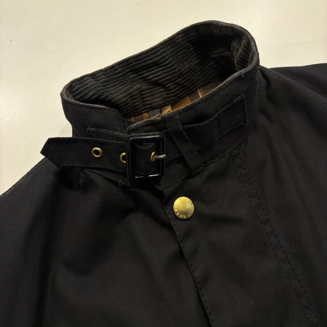 [36] 바버 인터내셔널 퍼 내피 포함 블랙 벨트 자켓 D621 상품이미지5
