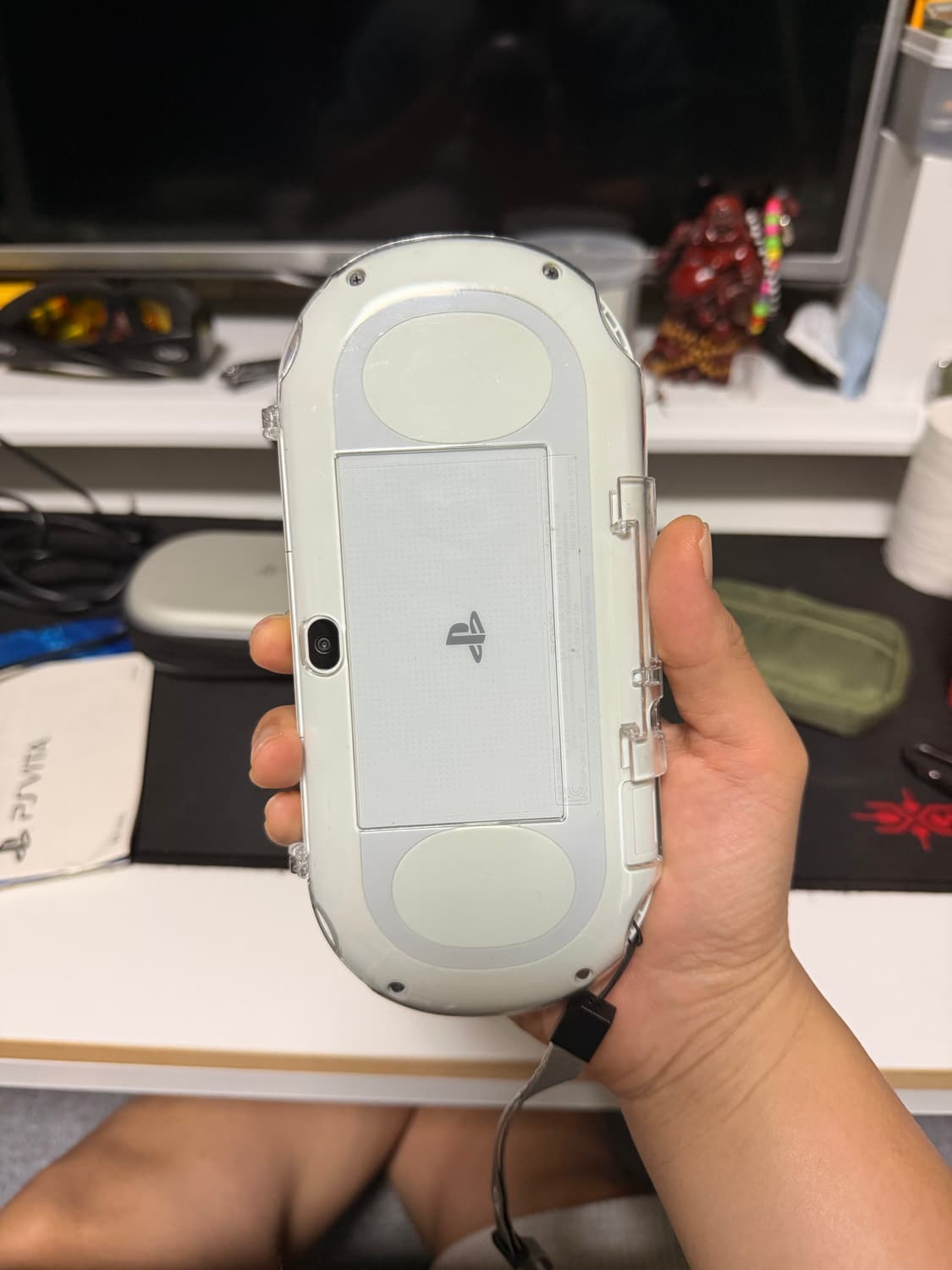 PS Vita2 PCH-2005 화이트 비타 상품이미지3