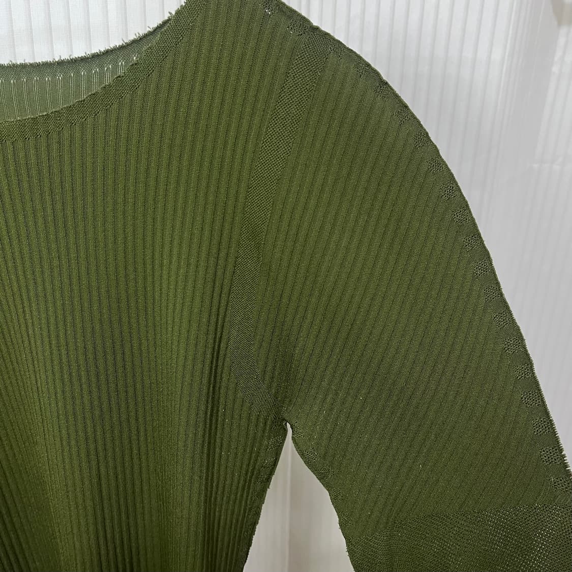 [3] 이세이미야케 플리츠 플리즈 a-poc 긴팔 상품이미지6