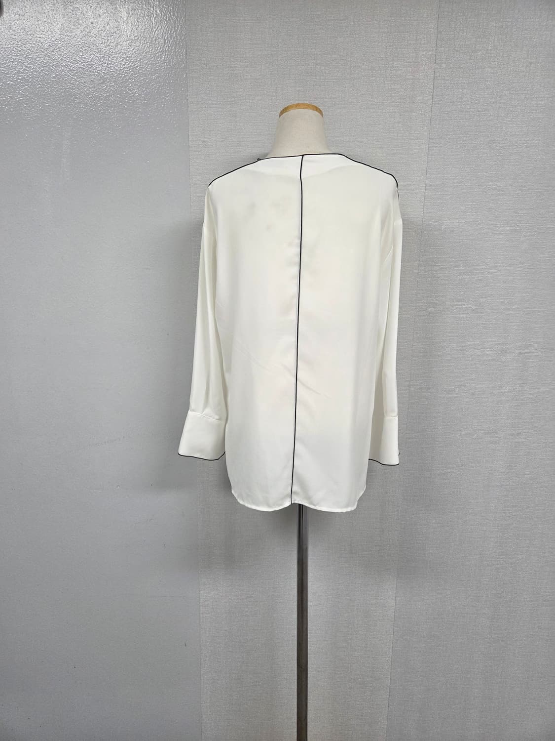 듀엘 여성블라우스 상품이미지3