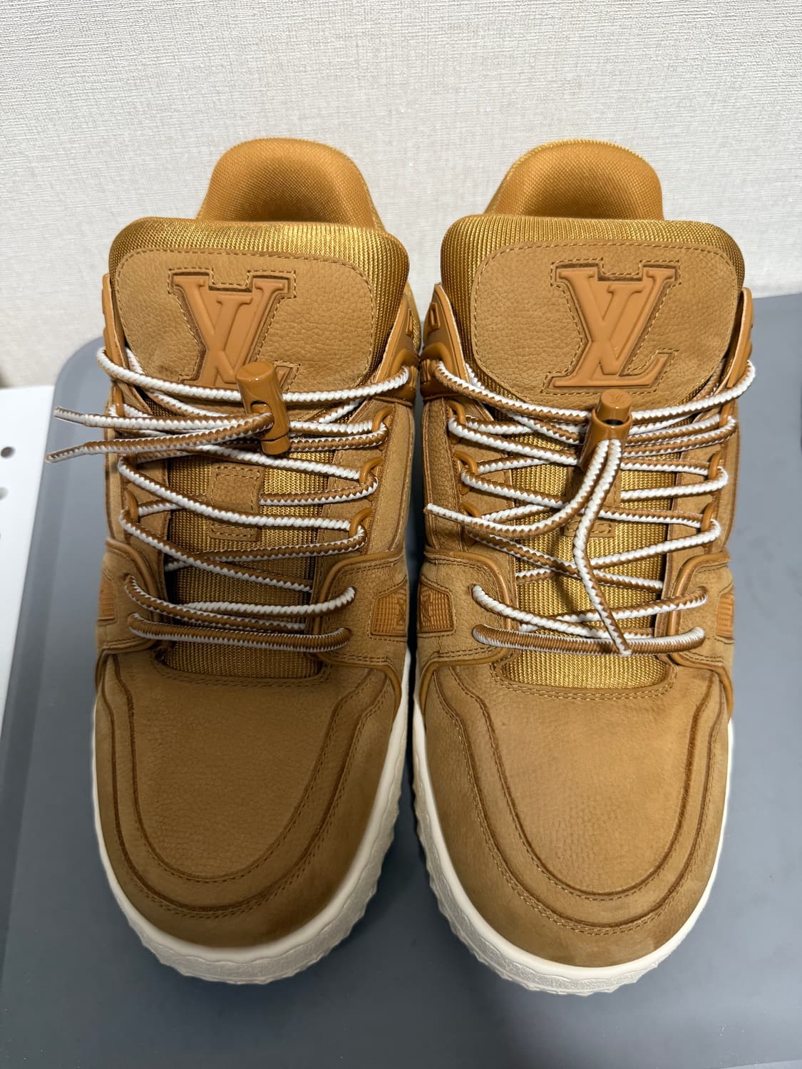 루이비통 맥시 브라운 스니커즈 7.5사이즈 상품이미지5