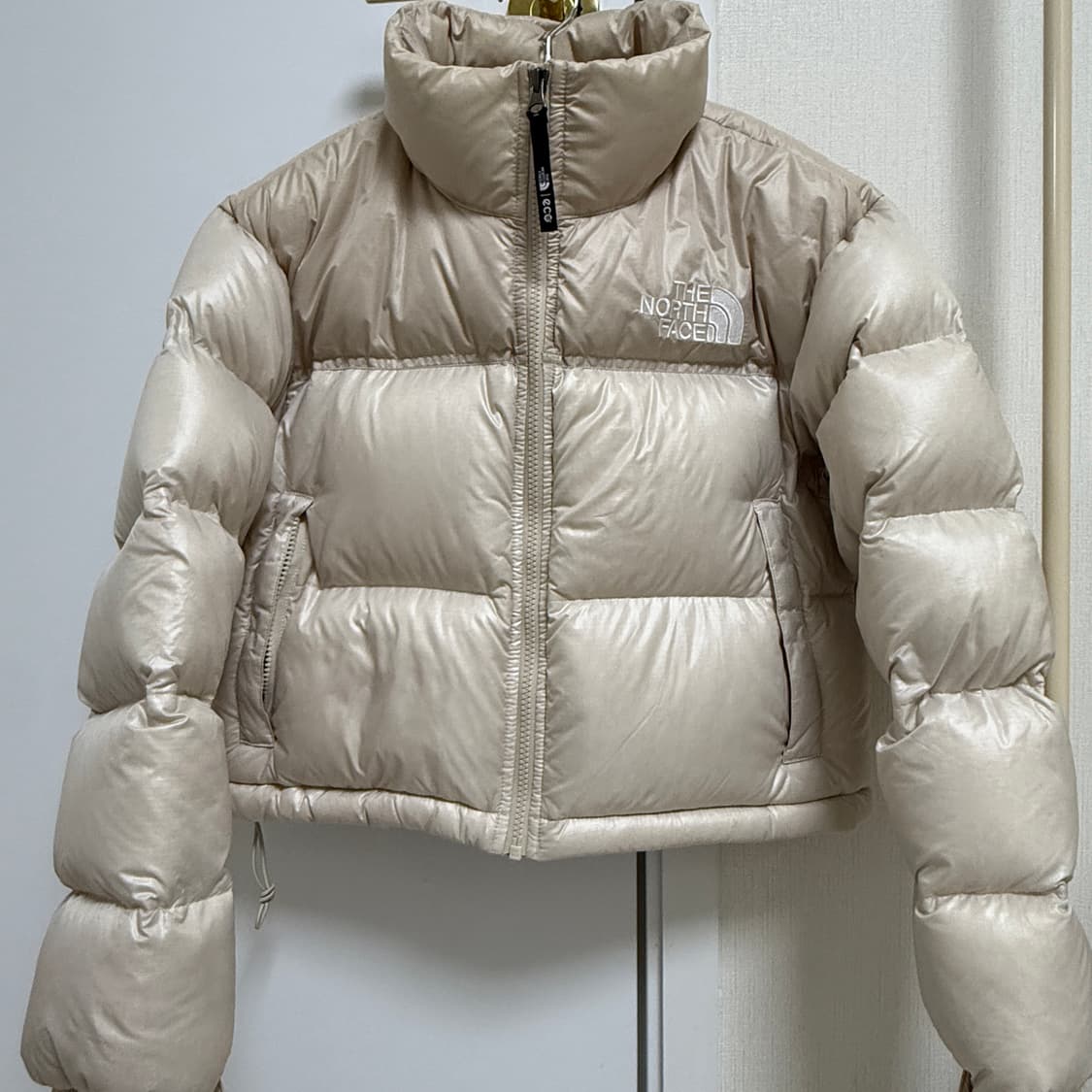 노스페이스 눕시 숏패딩 샌드베이지 90(M) NJ1DQ86C 상태매우좋음 상품이미지1
