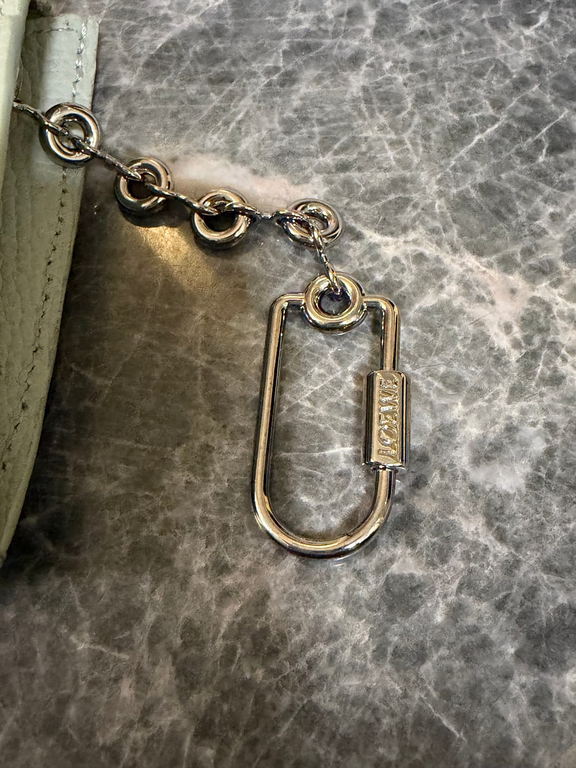 로에베 민트 카드지갑 새상품 상품이미지3