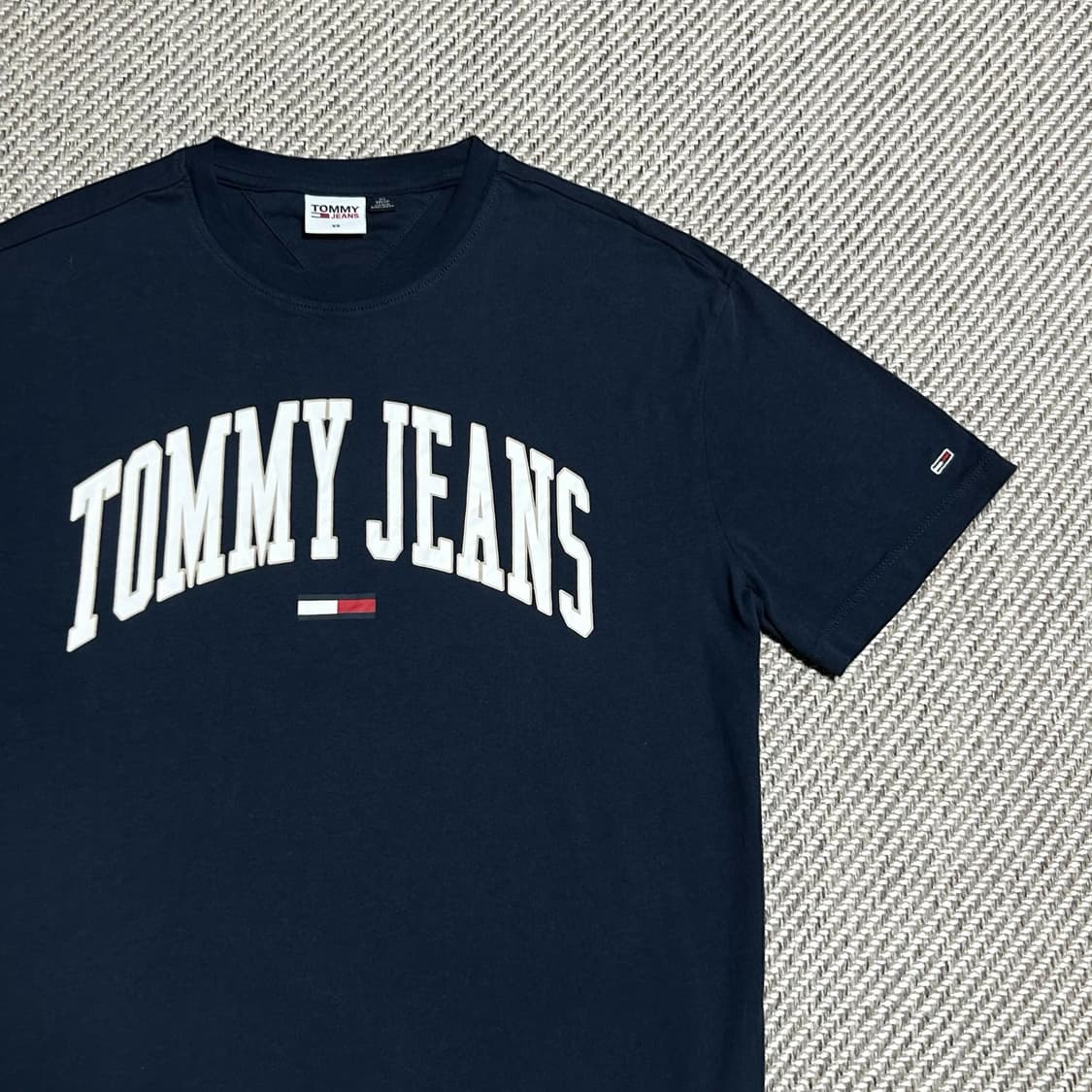 [S] Tommy 타미진스 네이비 라운드 반팔티 상품이미지2