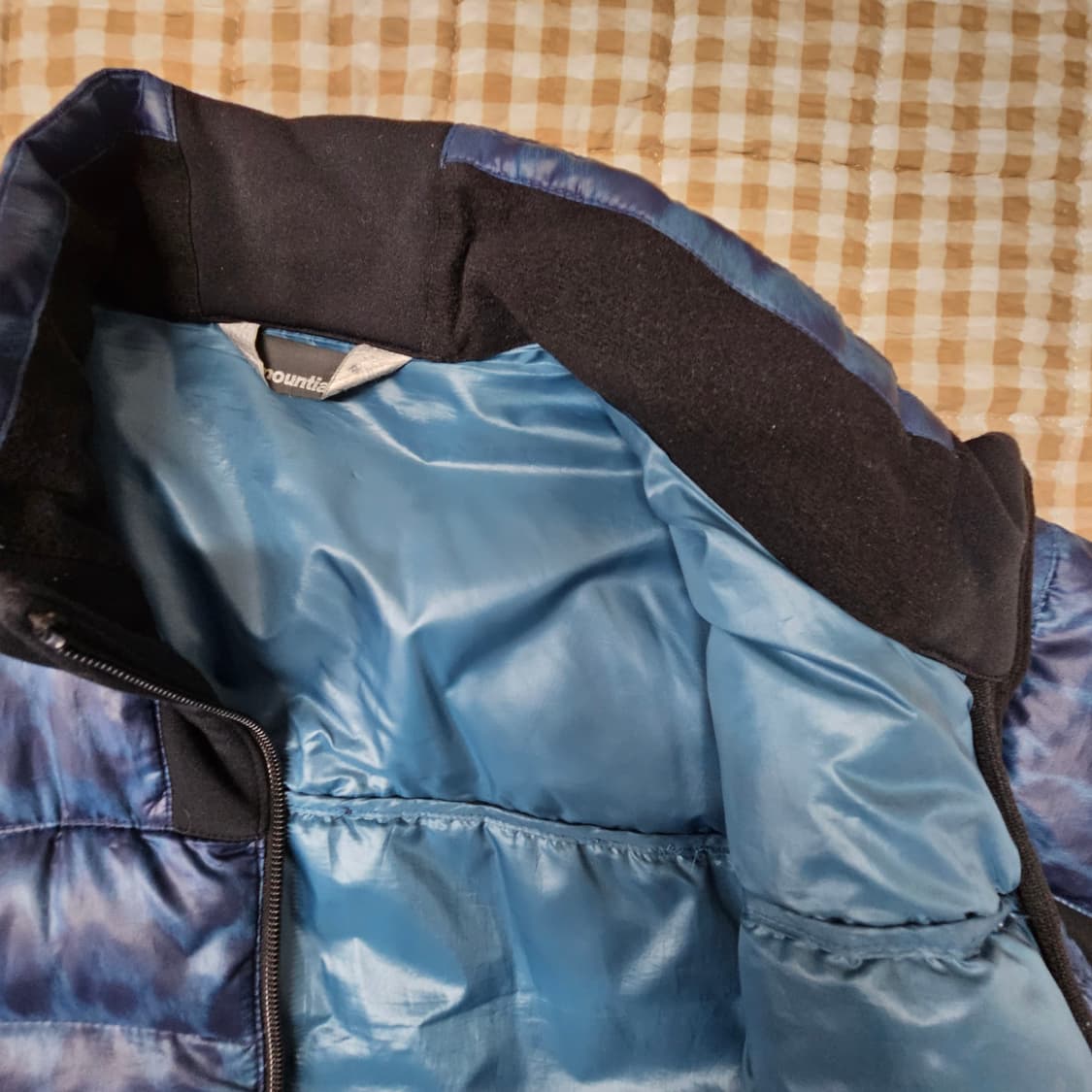 마운티아 거위털 경량패딩 남자100 상품이미지6