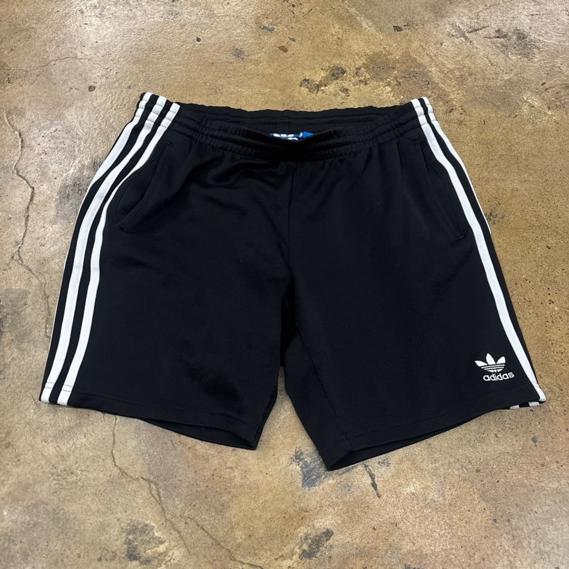 [정품/105] 아디다스 삼선 반바지 블랙 상품이미지2