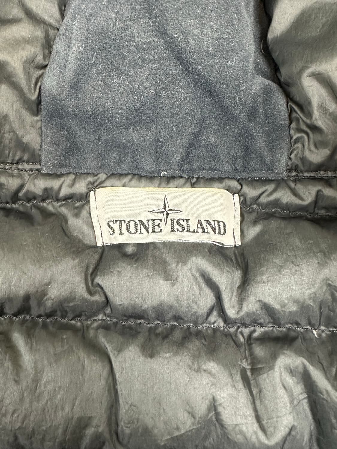 [XL] 백화점판 정품 스톤아일랜드 가먼트다이드 후디 푸퍼 경량패딩 블랙 상품이미지6