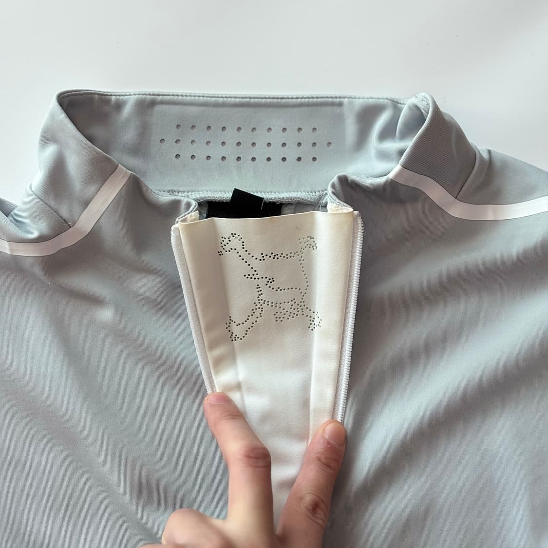 오클리 테크니컬 하프 집업 상품이미지4