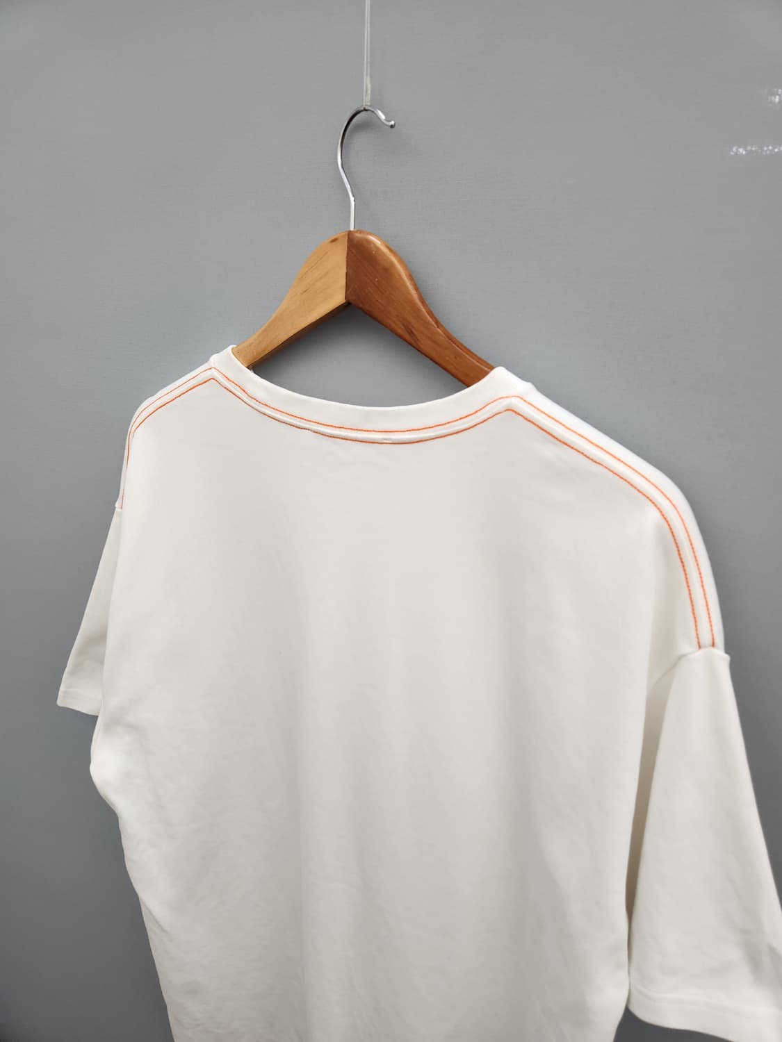 앤더슨벨 화이트 프린팅 티셔츠 상품이미지6