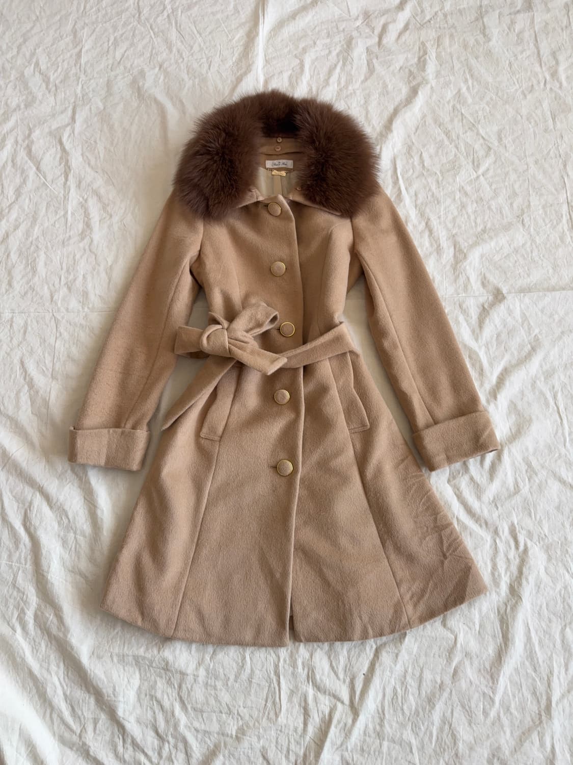 모카라떼 카멜 갸루 러블리 폭스퍼 울 코트  상품이미지1