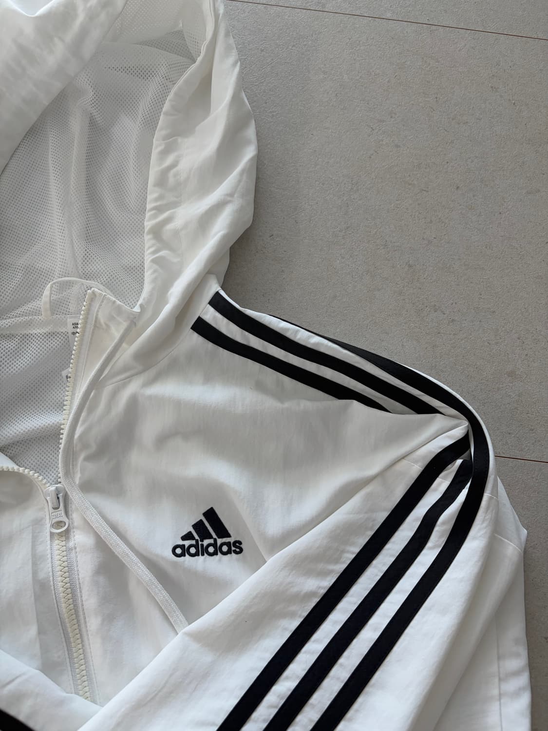 [S급] 아디다스 후드바람막이 상품이미지2