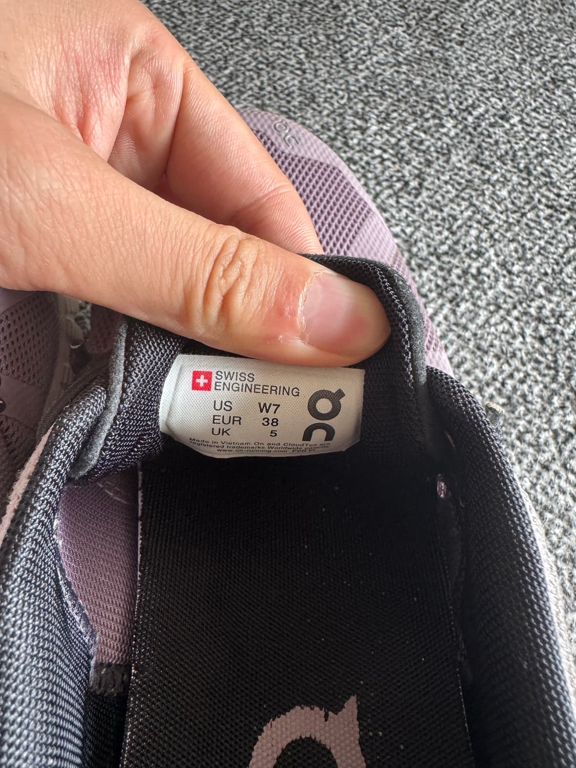 온러닝 클라우드 38 상품이미지5