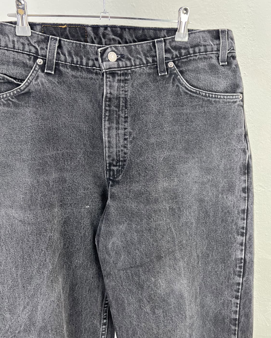 리바이스 560 가먼트 워시 릴렉스 오렌지 탭 데님 팬츠 상품이미지3