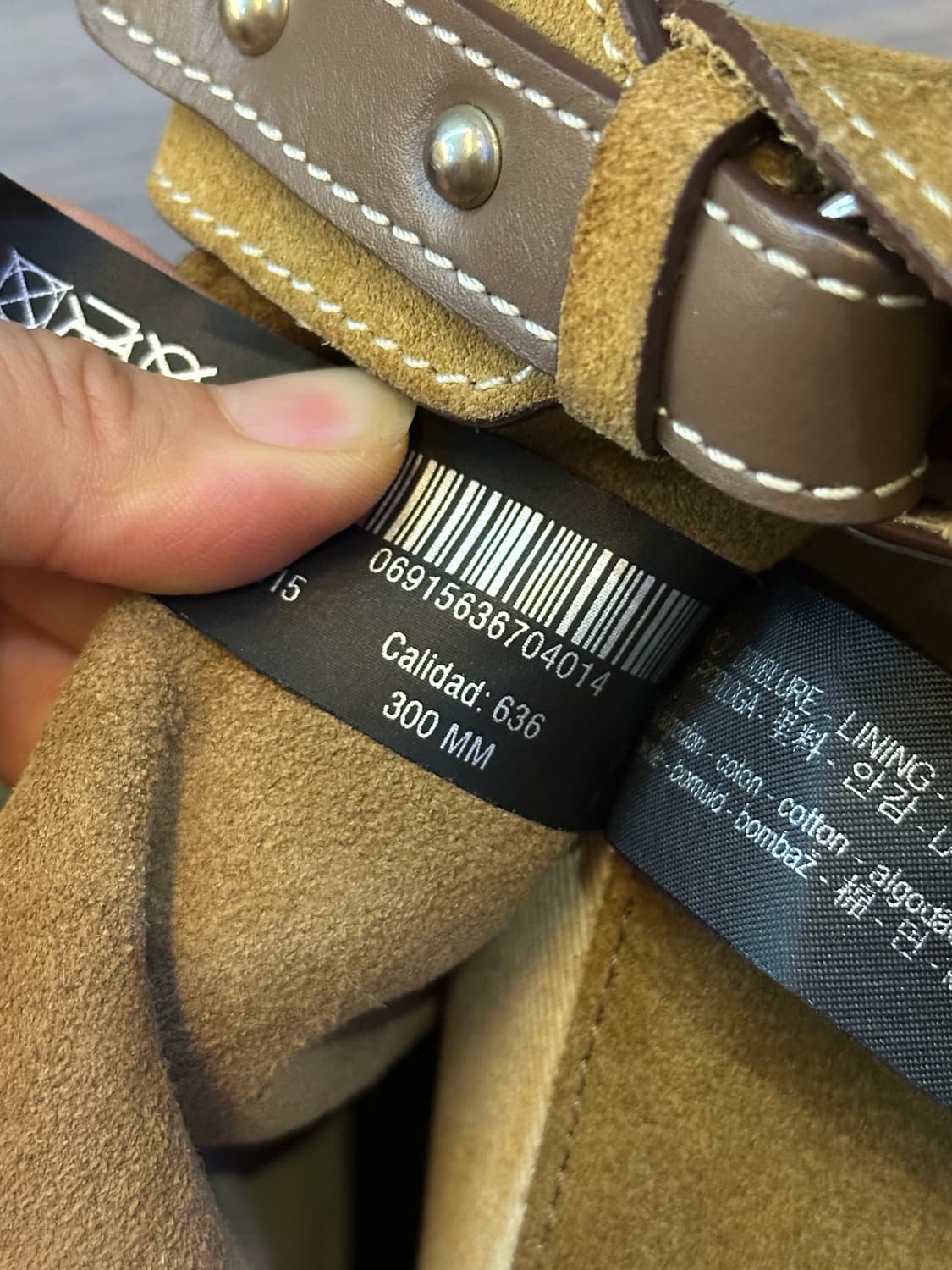 Massimo Dutti 스웨이드 숄더백 상품이미지5