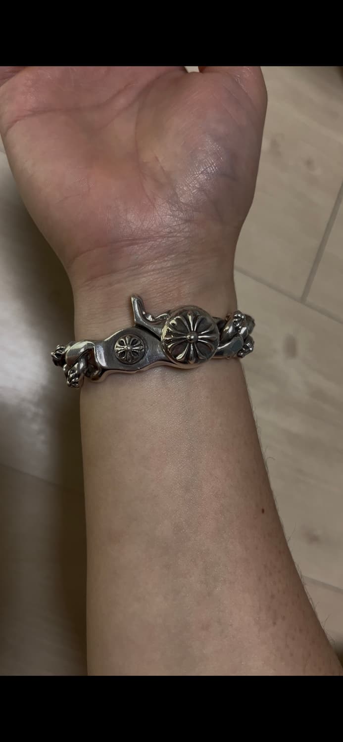 크롬하츠 대거 팬시 클립 팝니다 상품이미지2