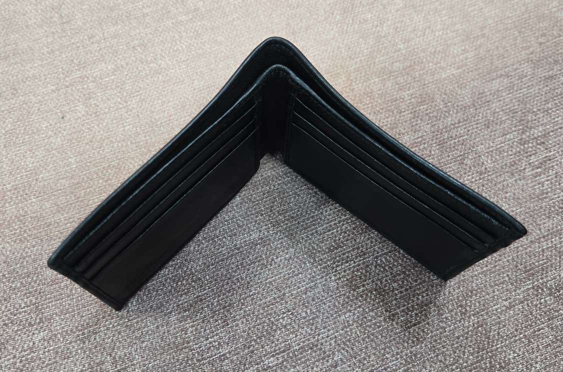 살바토레 페라가모 램스킨 블랙 반지갑 상품이미지5