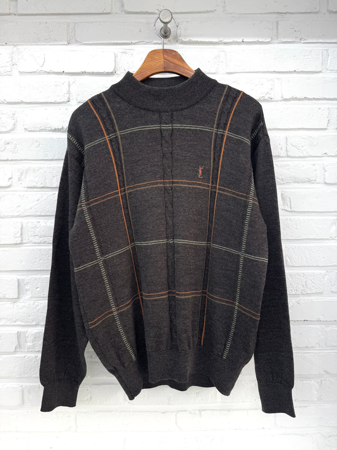 입생로랑 브라운 체크 니트  상품이미지3