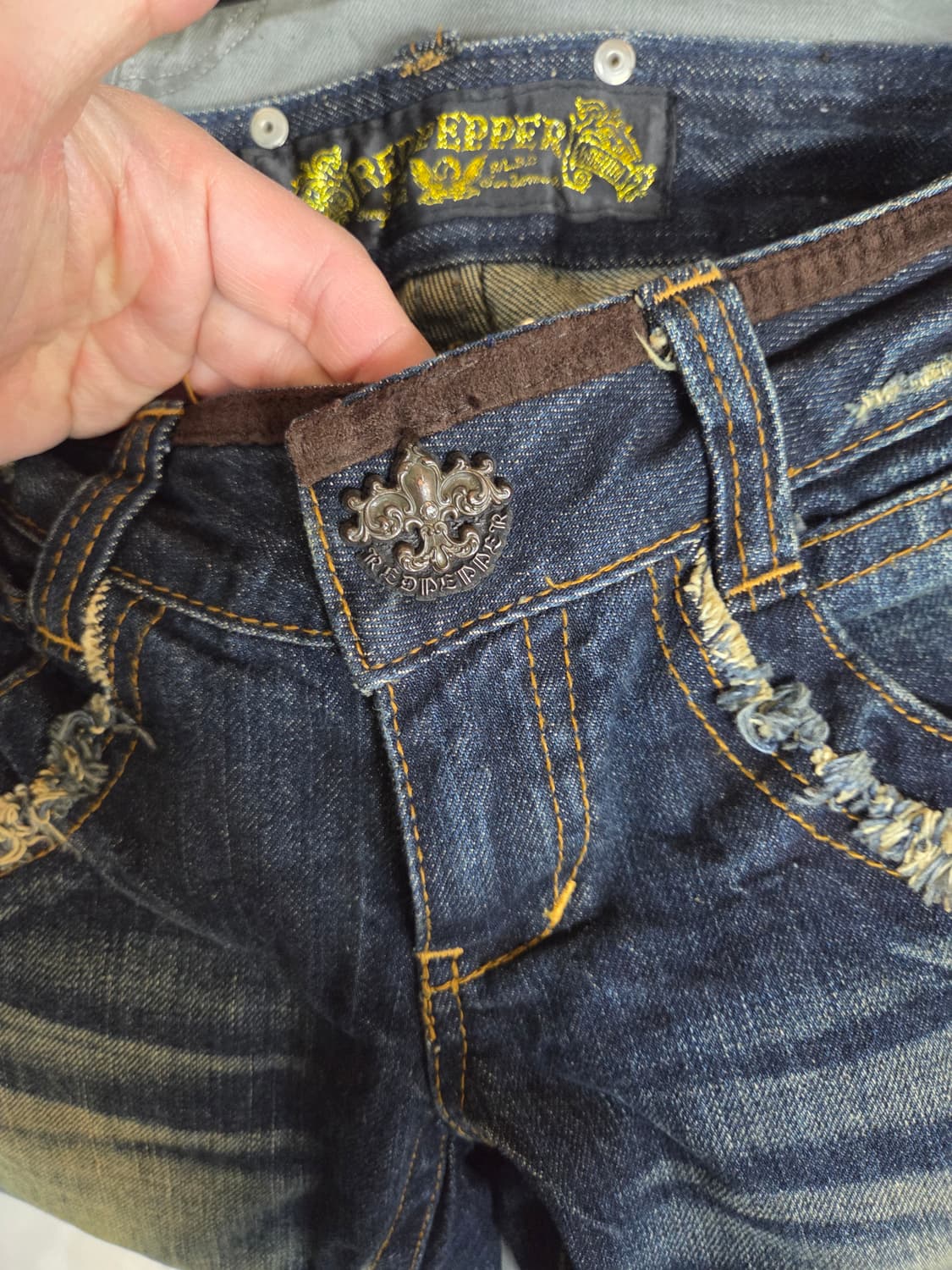 레드페퍼 여성 큐빅 빈티지워싱 부츠컷 데님팬츠 26 상품이미지4