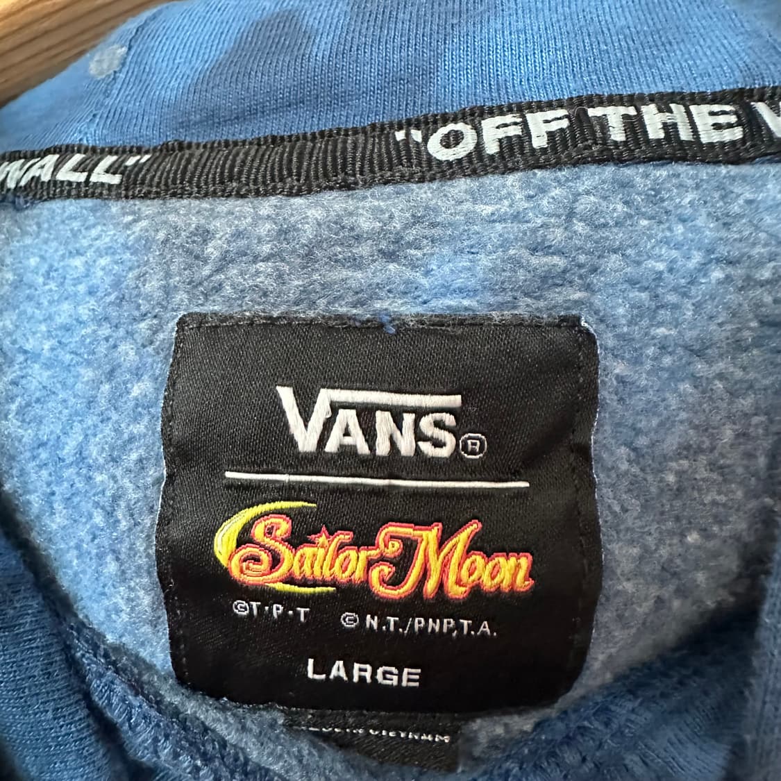 우먼L 반스 세일러문 후드티 상품이미지3