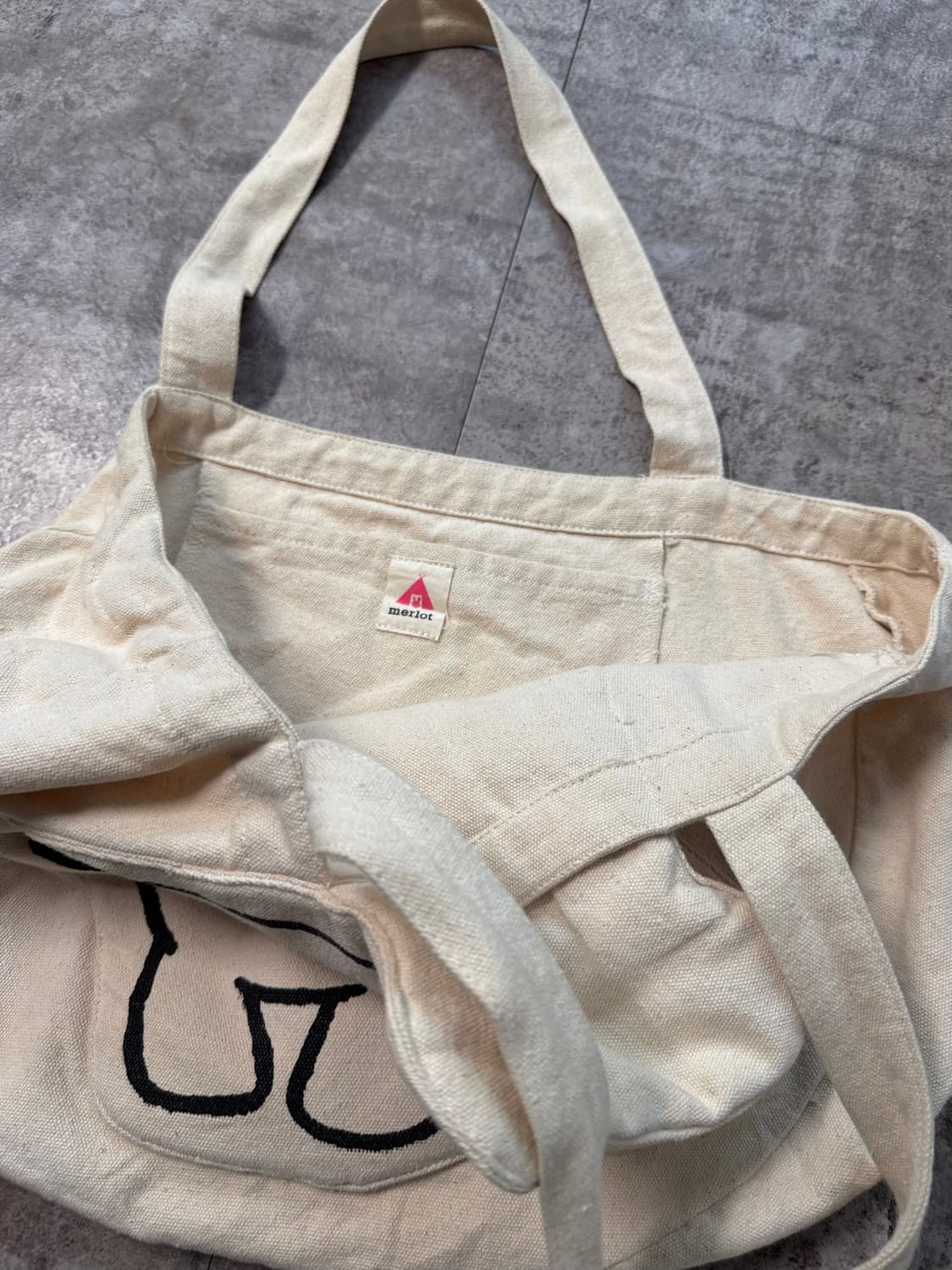 머쉬룸 쿠마 캔버스 숄더백 상품이미지3