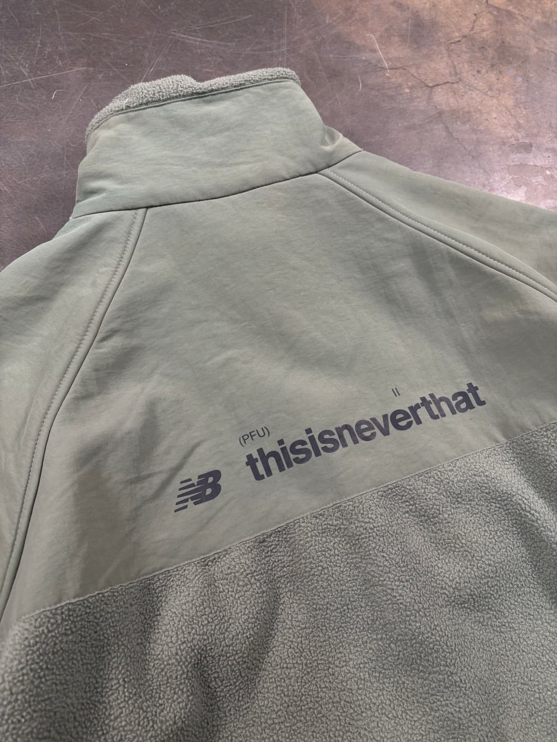 디네뎃 X 뉴발란스 PFU 플리스 자켓 상품이미지2