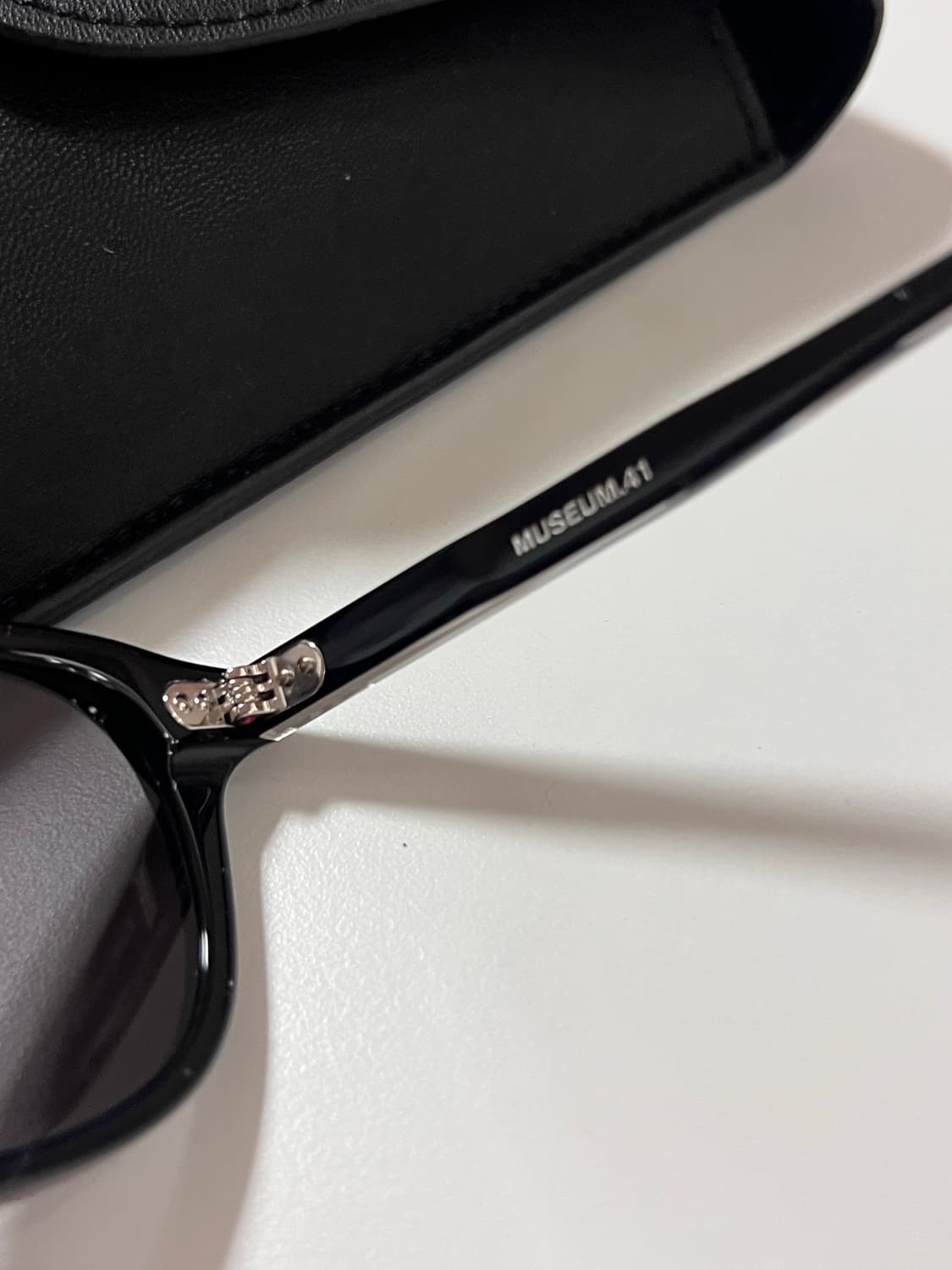 뮤지엄 선글라스 두번착용 상품이미지7