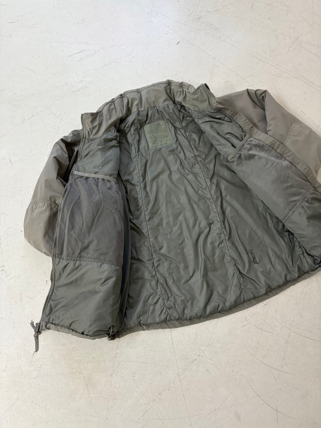 U.S Army Ecwcs Level 7 Prima-loft Parka. 상품이미지4