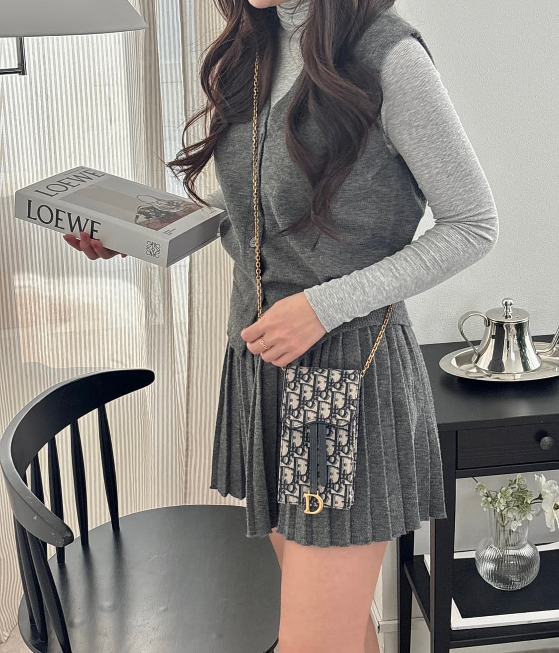 디올 오블리크 버티컬 새들 파우치 상품이미지1