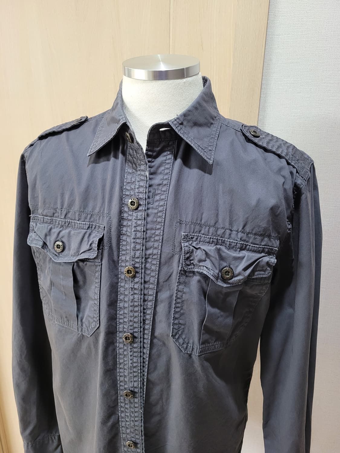 후아유 WHO.A.U 남자 야상형 셔츠 L 그레이 상품이미지2