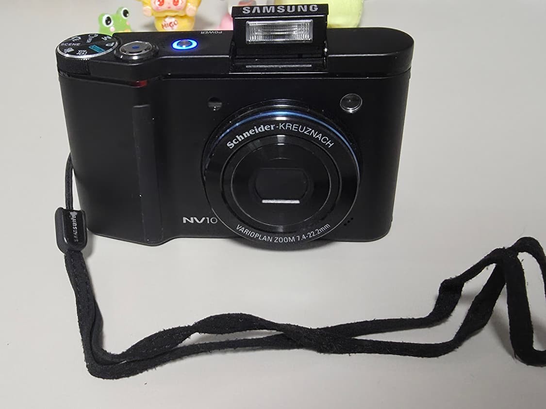 삼성 VLUU NV10 빈티지 디지털카메라 상품이미지1