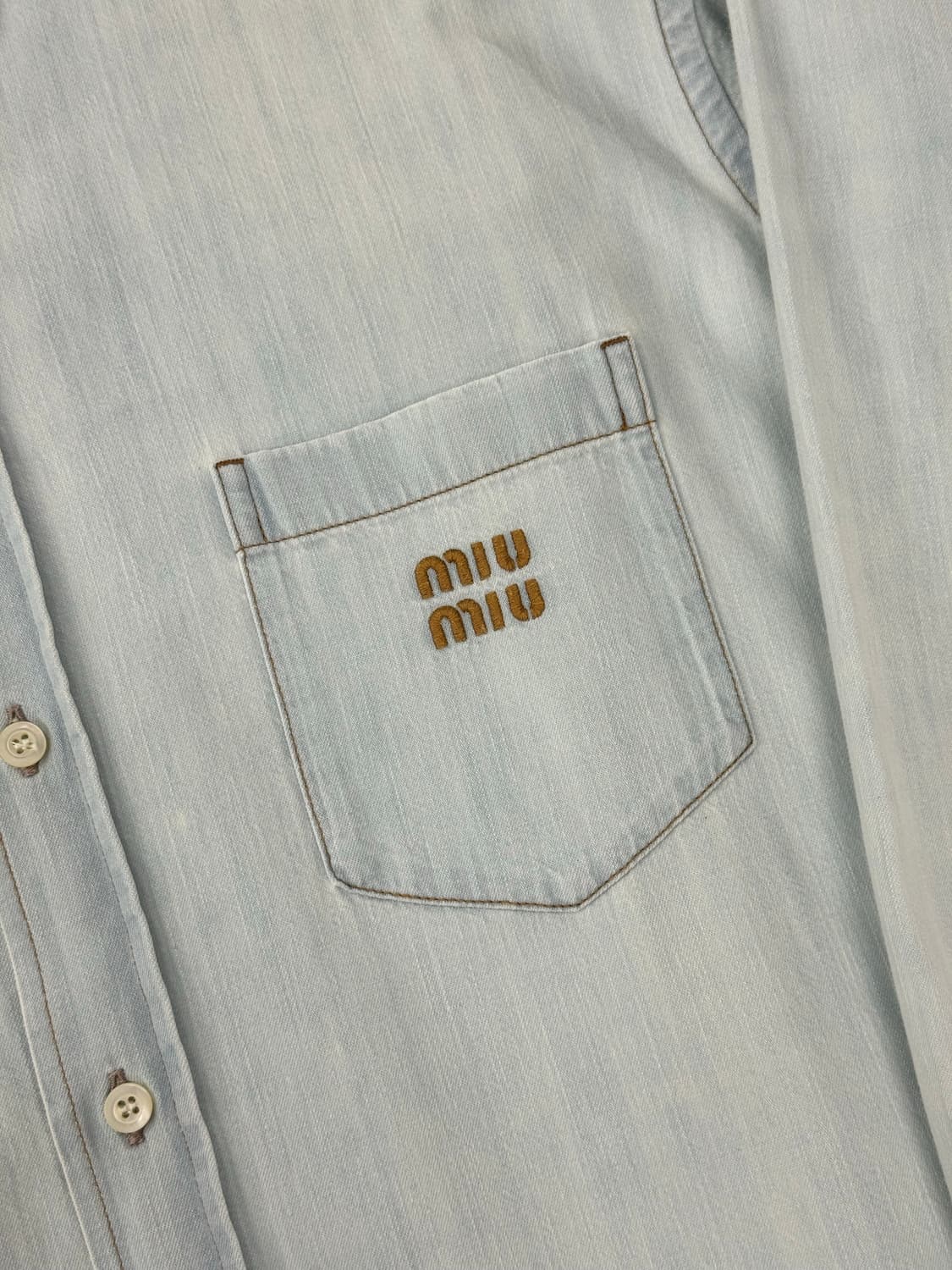 미우미우 샴브레이 데님 셔츠 상품이미지3