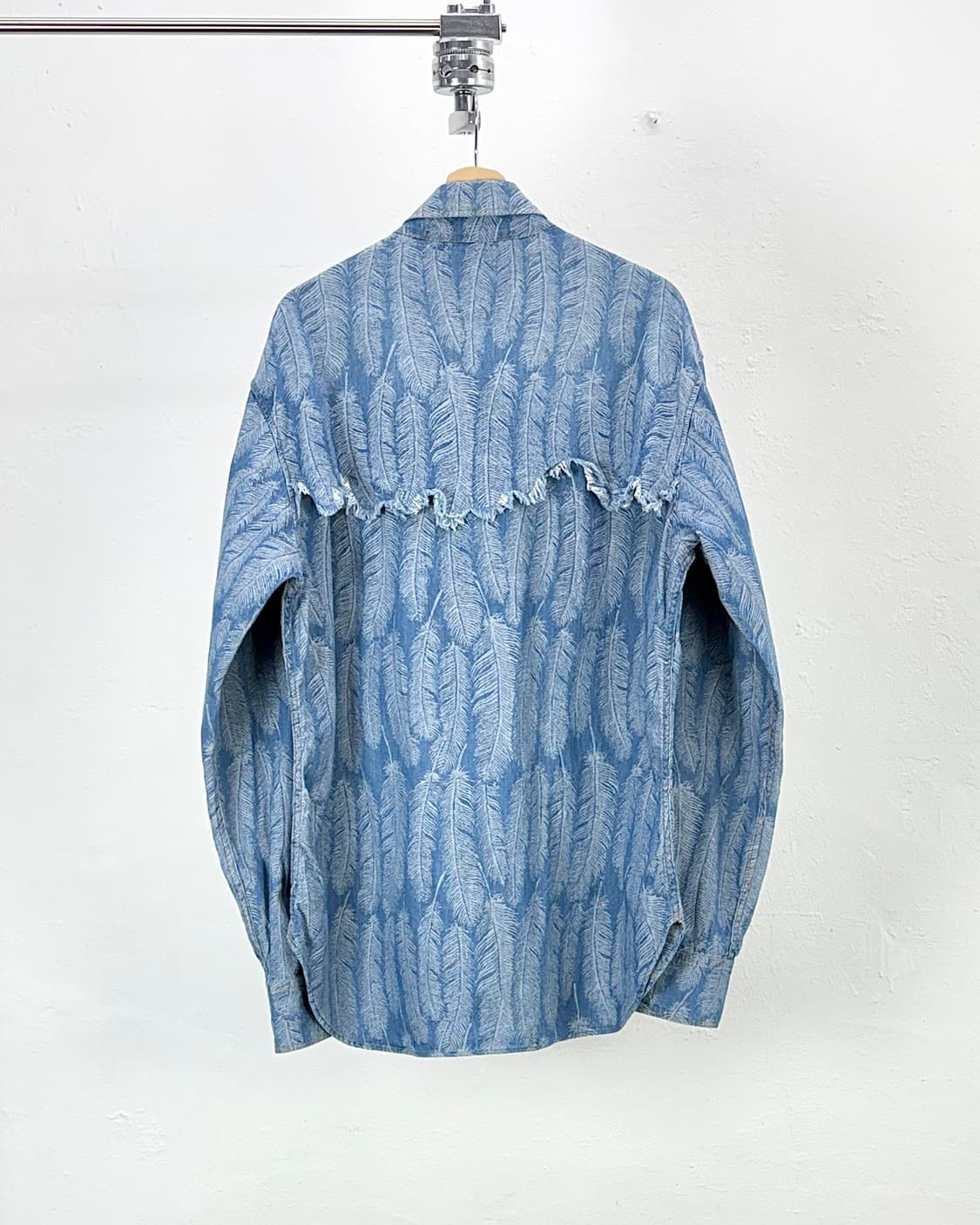 캐피탈 24ss 맥파이 라이트 인디고 페더 데님 셔츠 상품이미지6