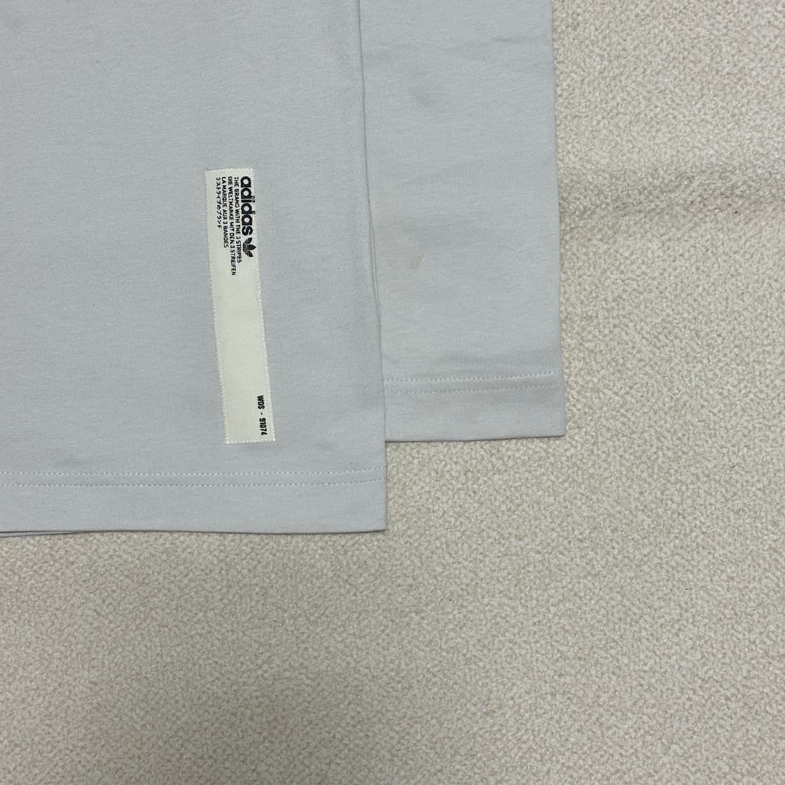 아디다스 NMD 롱슬리브 티셔츠 상품이미지4