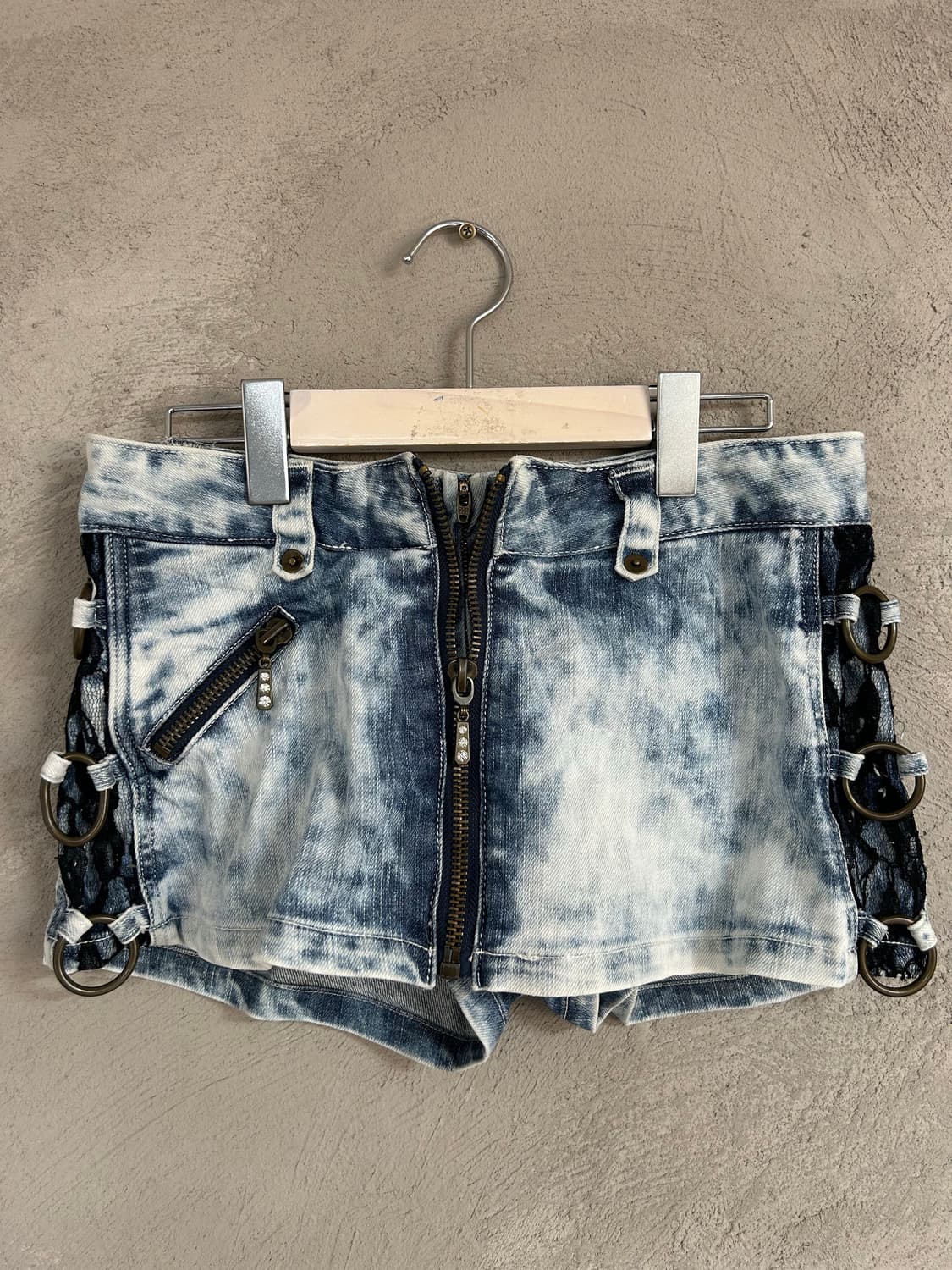 세실맥비 y2k숏츠 상품이미지1