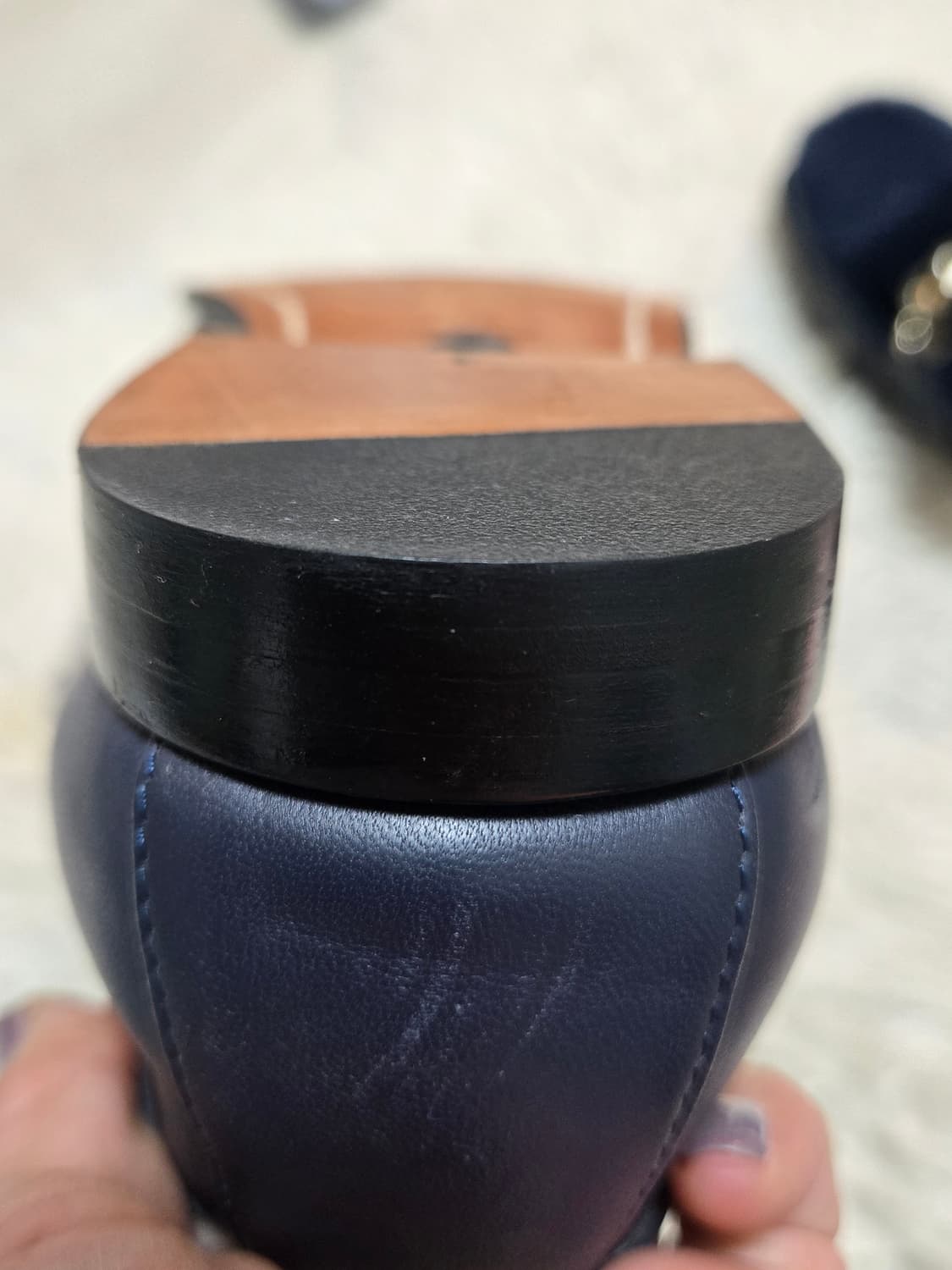 BOYY 퍼 체인 로퍼 네이비 36 천연가죽 퍼로퍼 새제품 상품이미지5