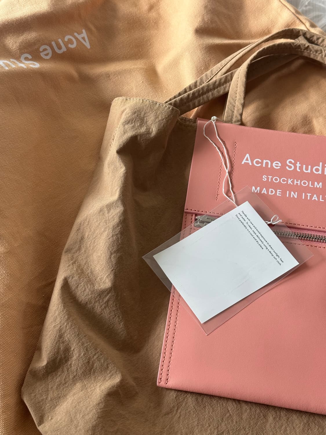 아크네 스튜디오 차정원 백 상품이미지1