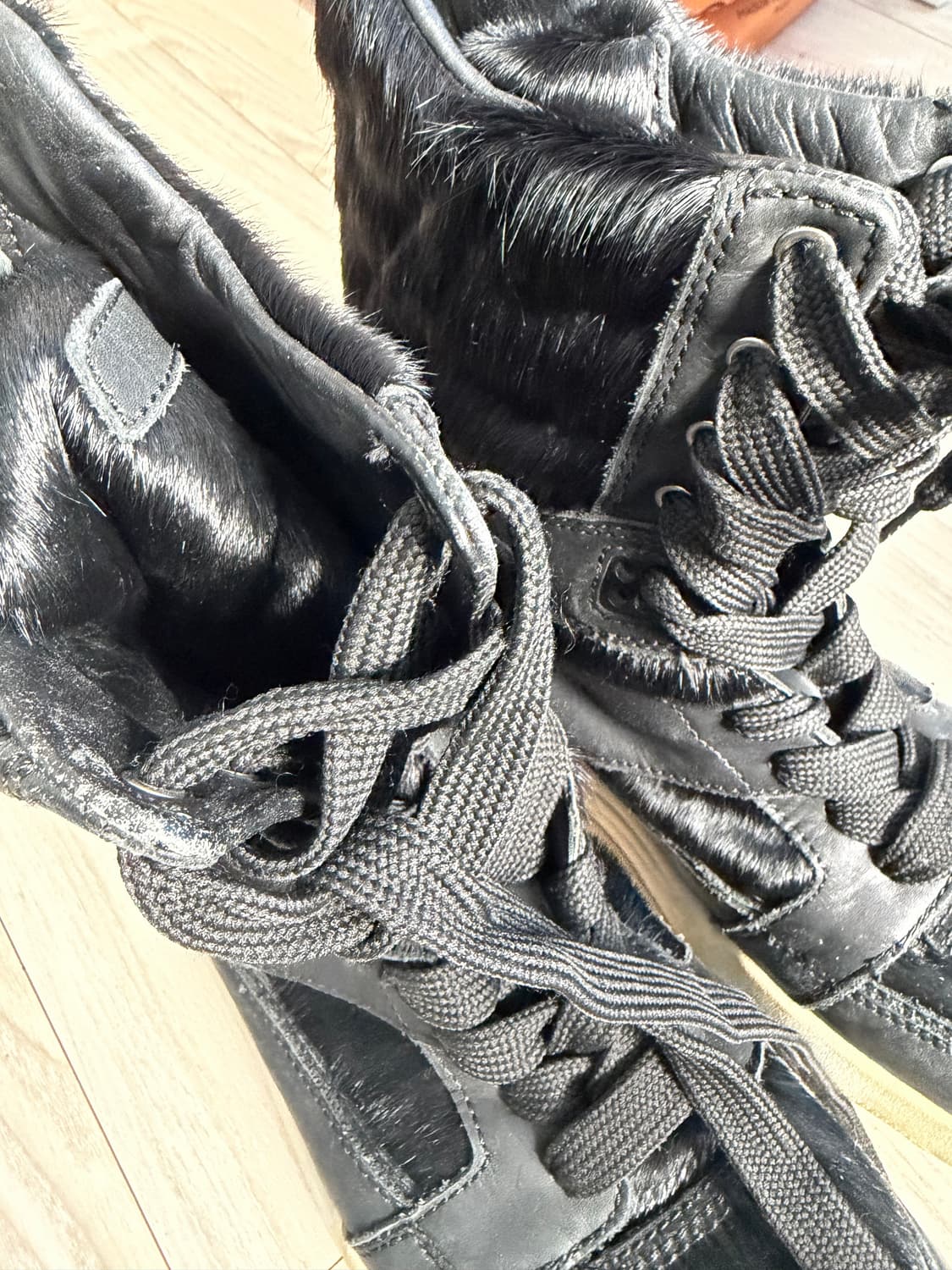 블랙 송치 레더 레이스업부츠 상품이미지3