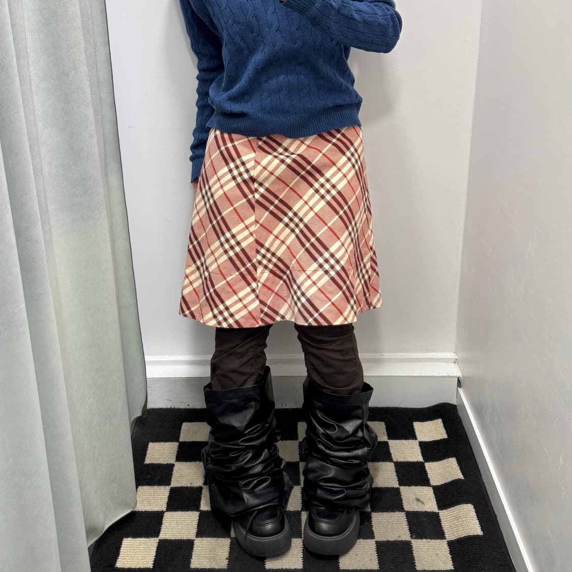 버버리 블루라벨 레드 체크 미디스커트 상품이미지2