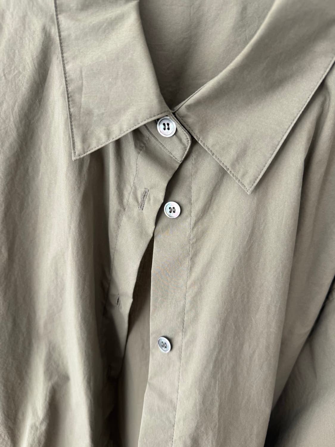 ORE 60수 워싱 코튼 오버사이즈 셔츠 카키 상품이미지4