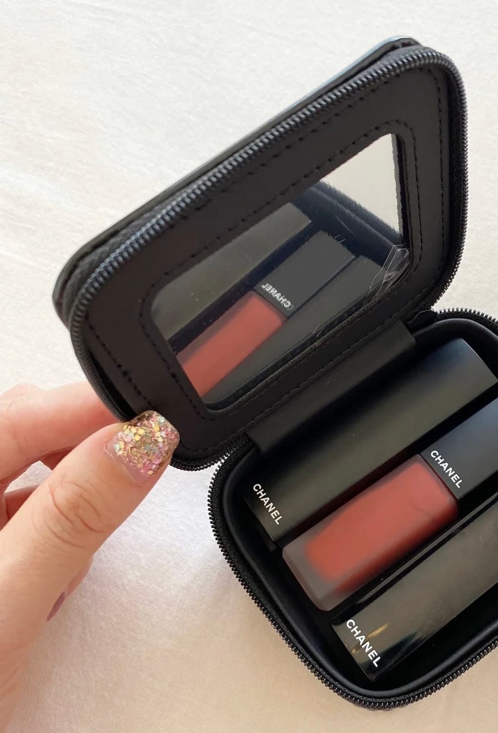 샤넬 뷰티 애나멜 립스틱 파우치 거울내장 상품이미지4