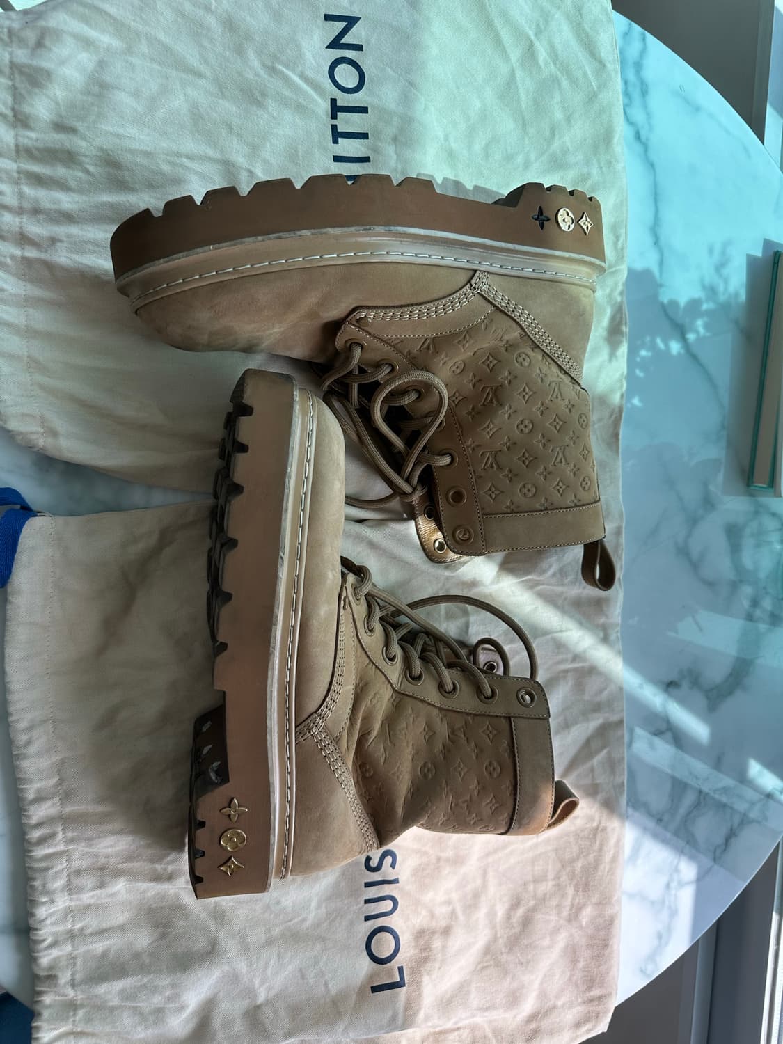 루이비통 모노그램 레인저 누벅 부츠 상품이미지4