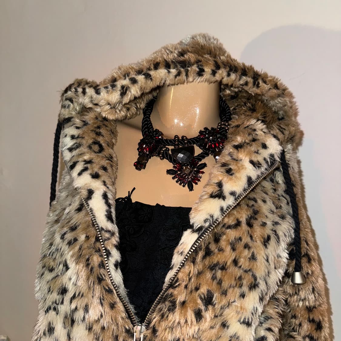 GLAD NEWS 레오파드 후드 점퍼 상품이미지2