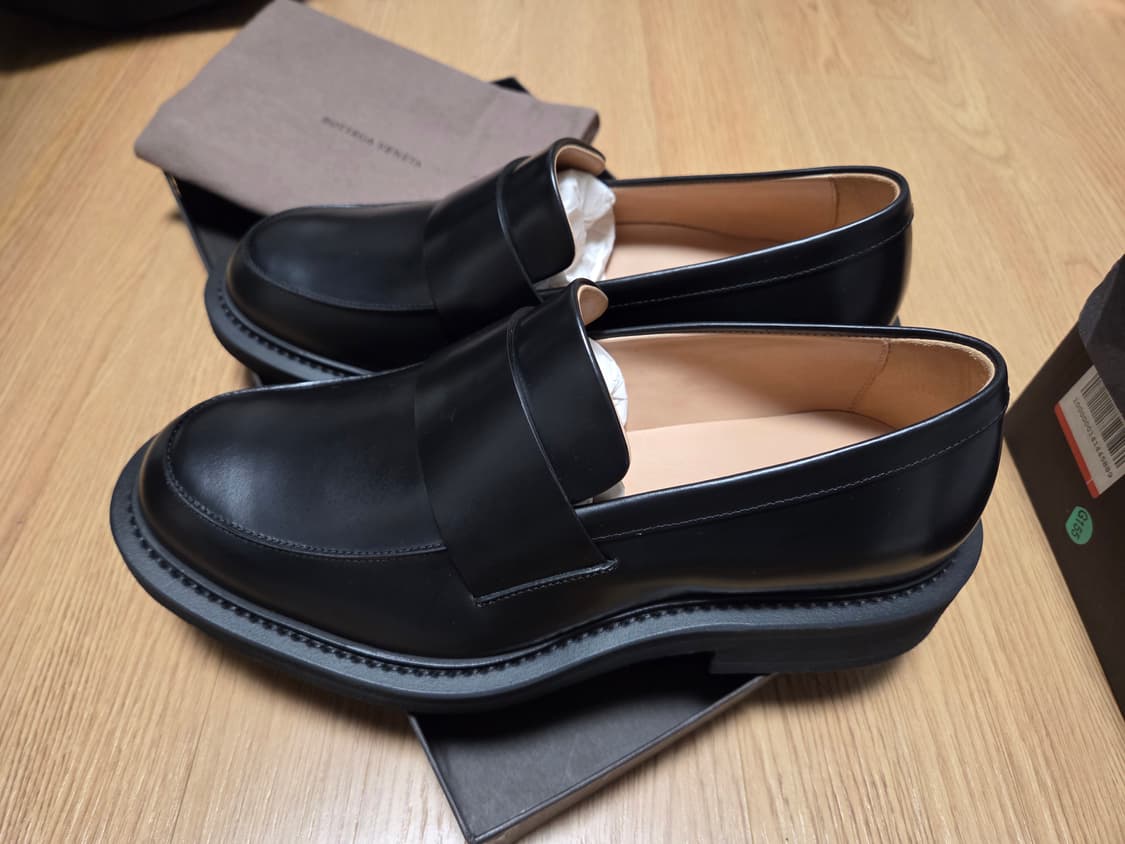 보테가베네타 블랙 로퍼 38.5 상품이미지2