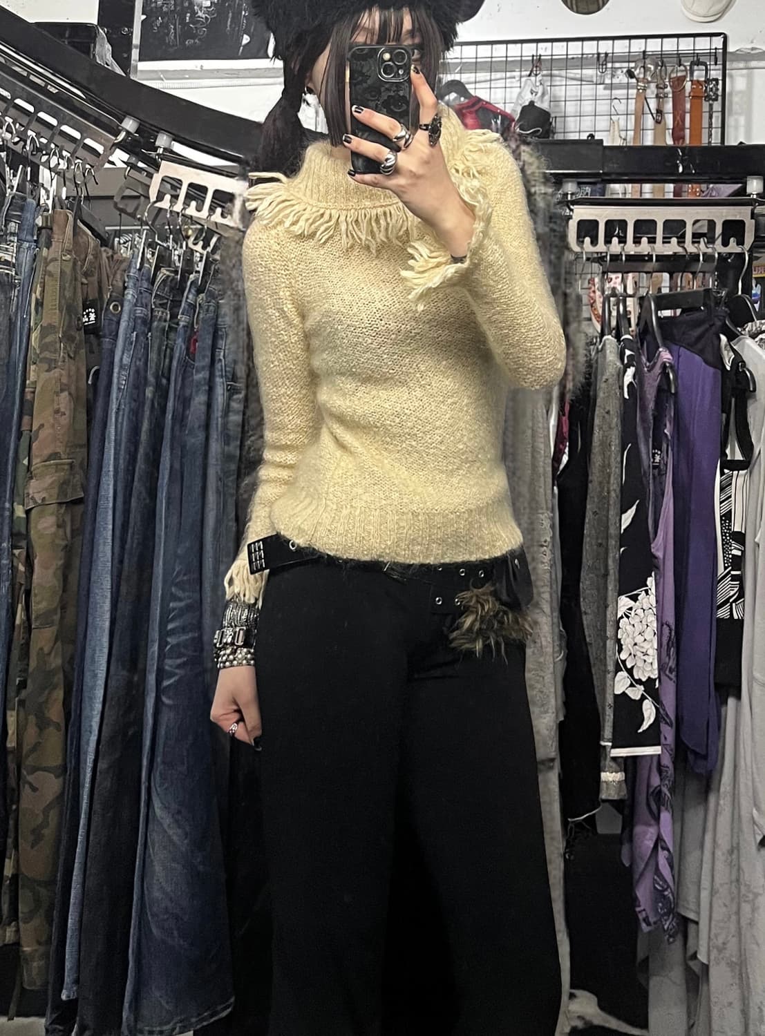 프린지 니트 스웨터 상품이미지1