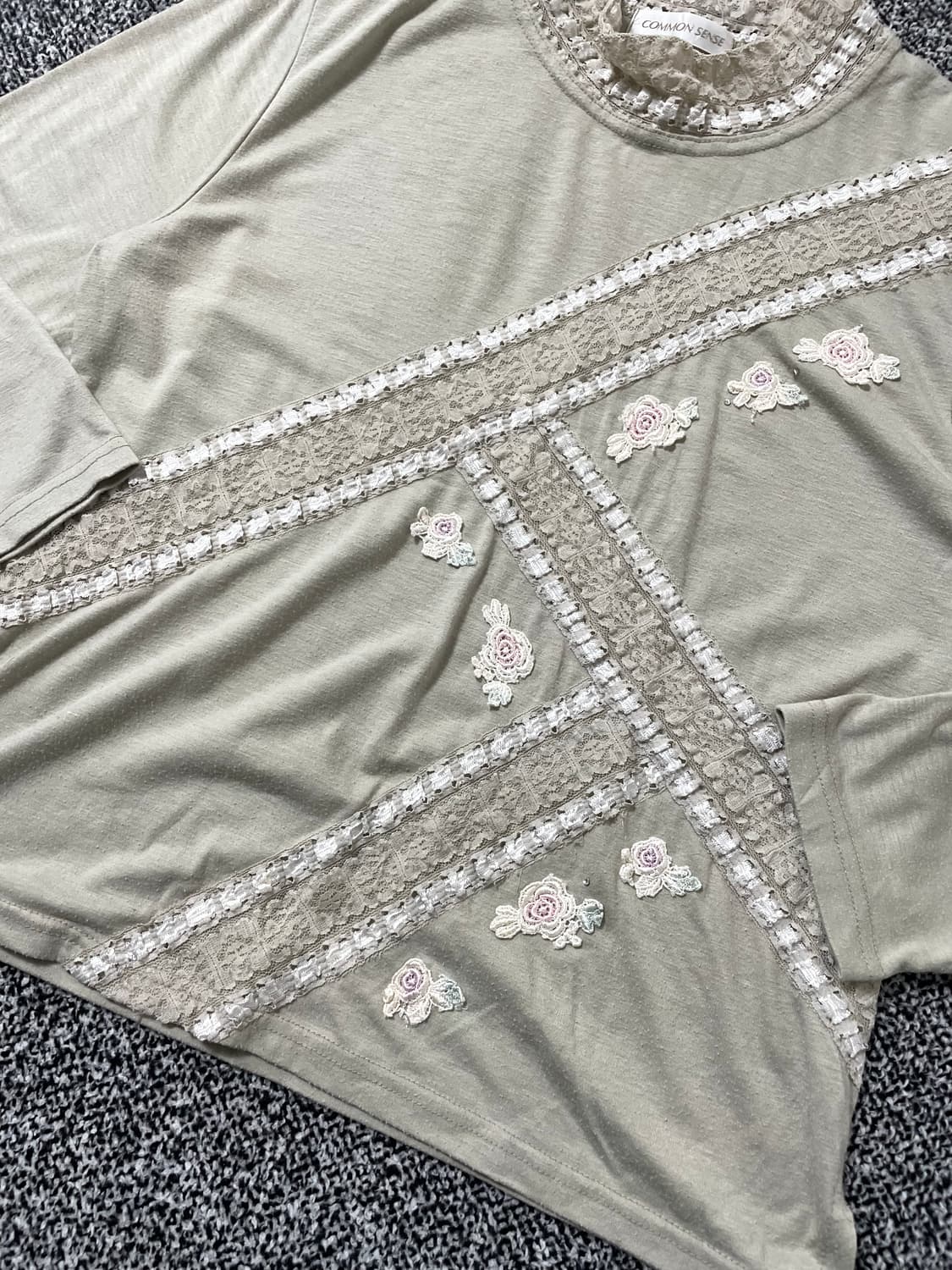 vinteちきゅ. 연두 레이스 로즈 롱 슬리브 긴팔티 모리걸 ꕤ*.° 상품이미지2