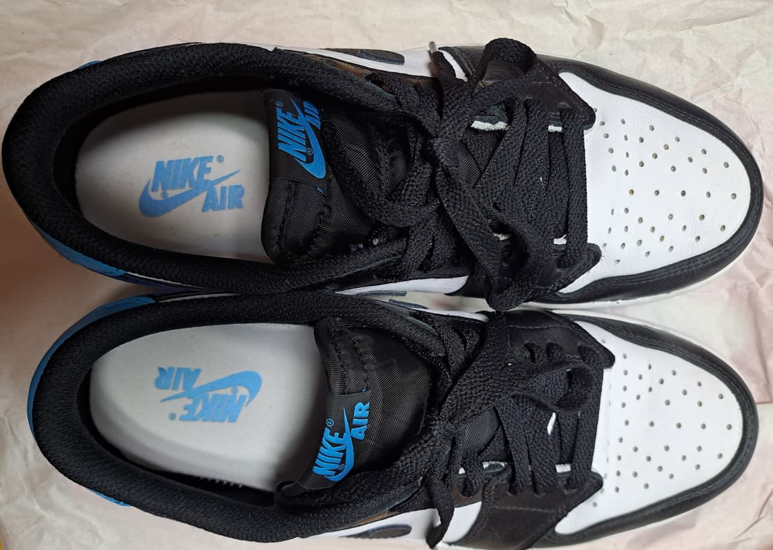 조던 1 레트로 로우 OG 블랙 앤 다크 파우더 블루 상품이미지2